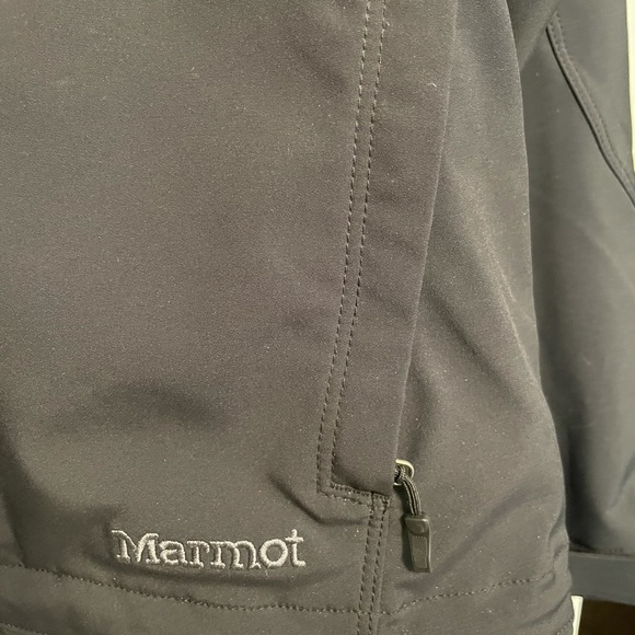 Ladies Marmot fitted lightweight jacket - Picture 5 of 15